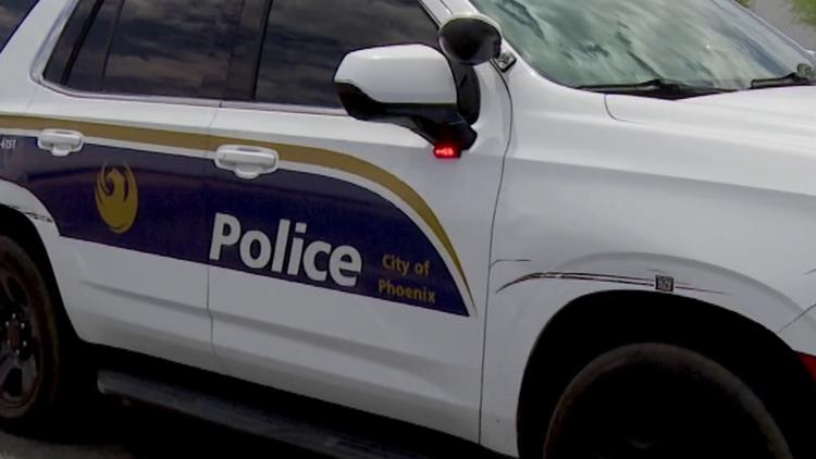 Bicyclist seriously hurt after crash in central Phoenix