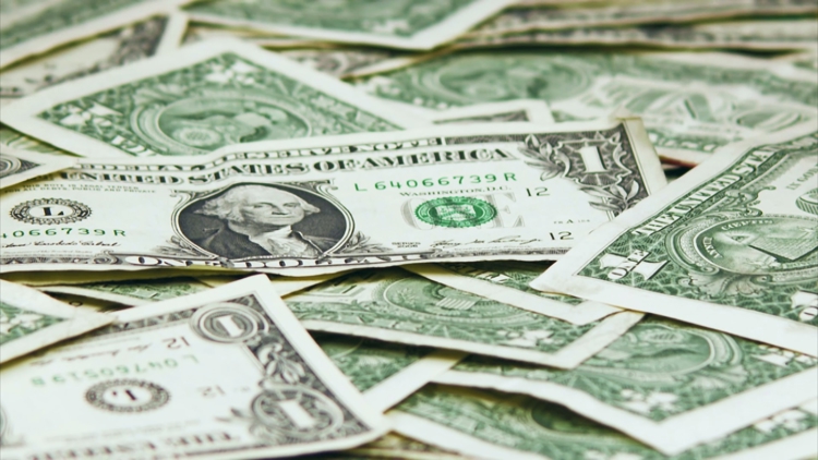 Why fall is the hardest season for Arizona family budgets