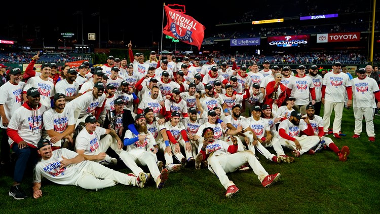 Phillies celebrate playoff series win with 'Dancing On My Own