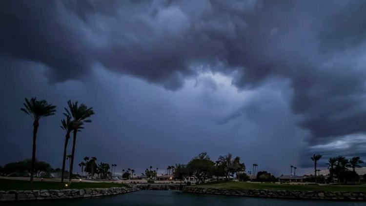 Here's how much rain fell across the Phoenix area Thursday morning