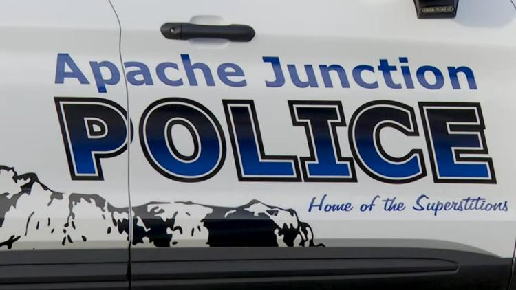 Police: 18-year-old woman kidnapped at gunpoint in Apache Junction