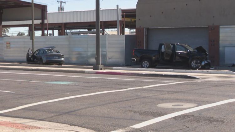 Wrong-way crash in Phoenix leaves young girl in critical condition