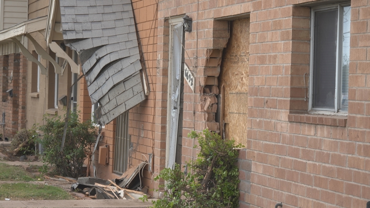 Multiple townhomes struck in car crash near 43rd and Glendale Avenues