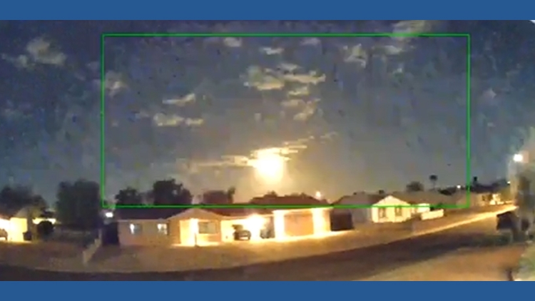CAUGHT ON CAM: Meteor explodes over the Valley