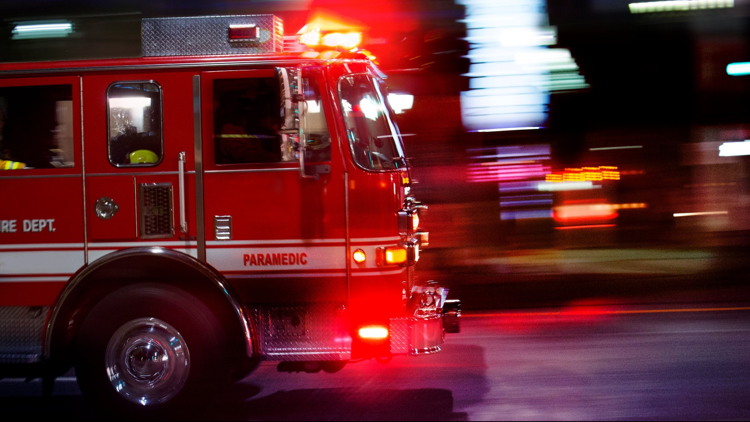 Firefighter injured while battling Moline garage blaze