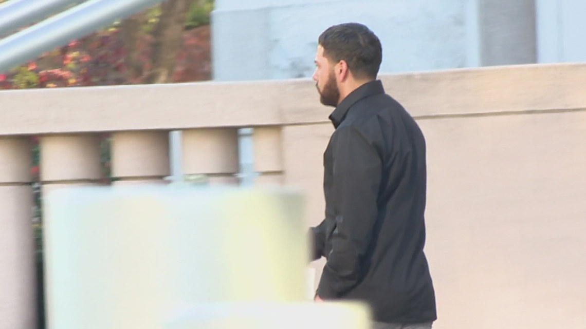 Former Missouri officer admits to illegally searching phones of 20 women for nude photos during traffic stops