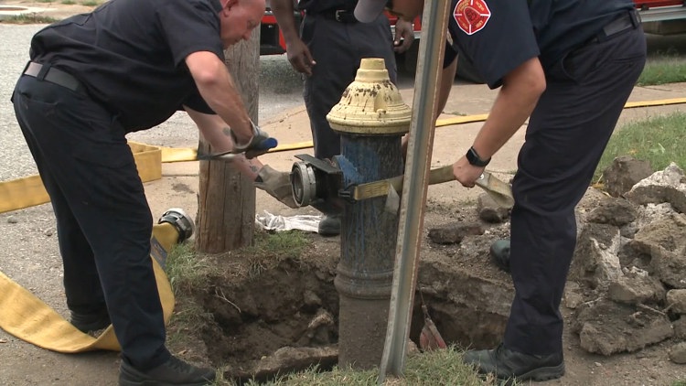 Suspected thief accused of damaging 43 St. Louis fire hydrants arrested