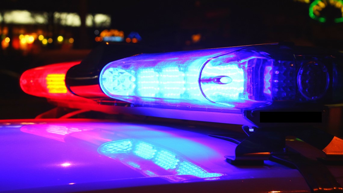 Man charged with willful injury and domestic abuse assault after stabbing woman, Des Moines police say