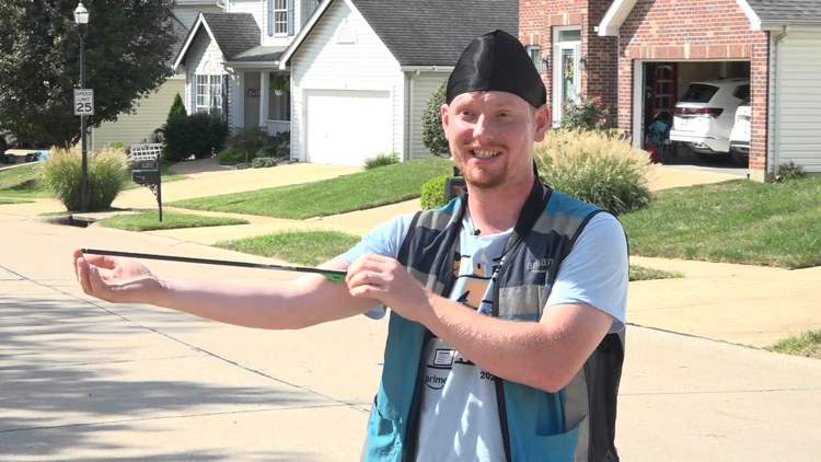 Arrow strikes Amazon delivery driver's van in Missouri neighborhood