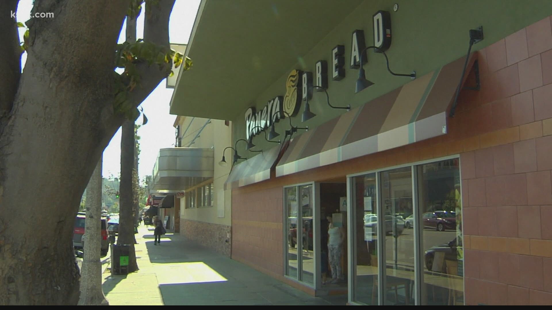 St. Louis-based bakery-cafe offering a free bagel to customers vaccinated against COVID-19