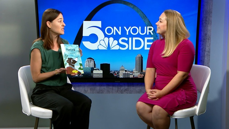 MoBOT scientist reads her own book at Saint Louis Zoo's Pajama Night