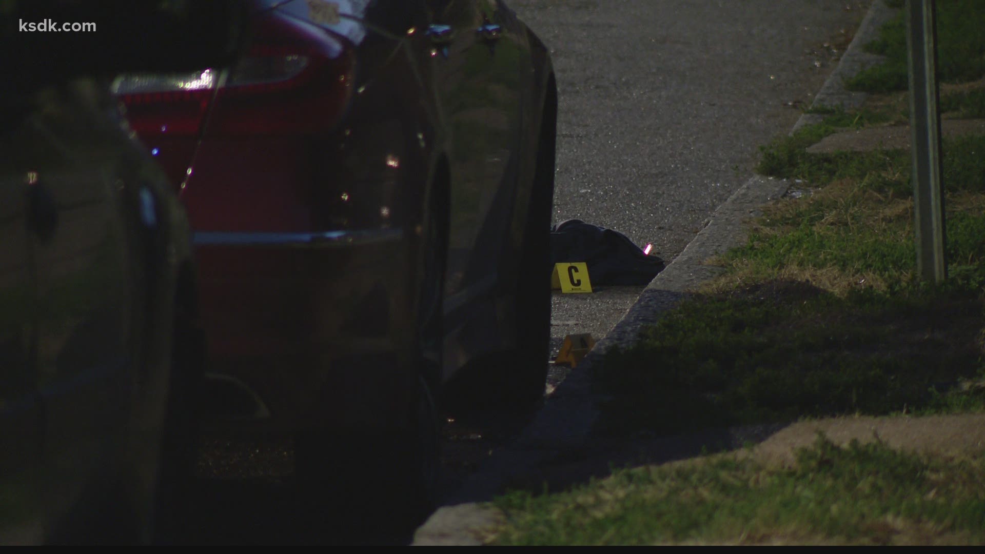St. Louis news: 2 men injured in Walnut Park West shooting | 0