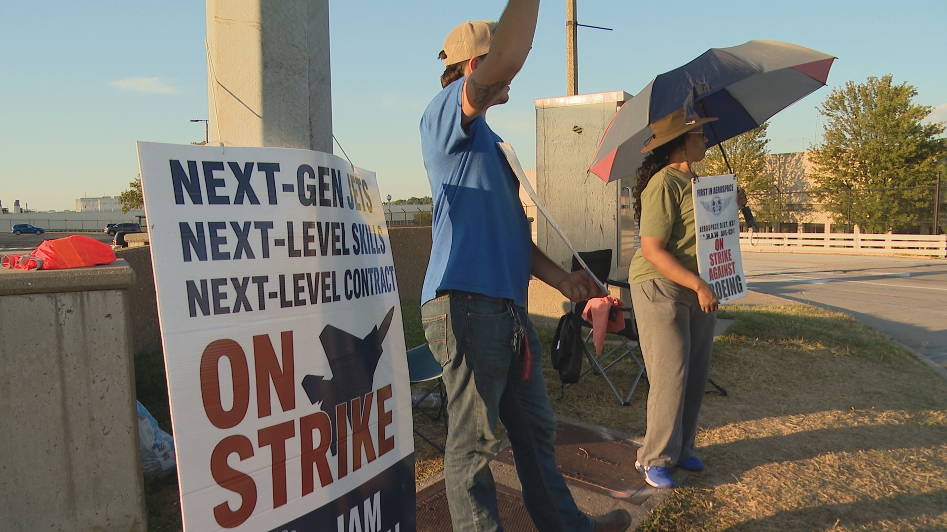 Boeing workers on strike lose their health insurance | rocketcitynow.com