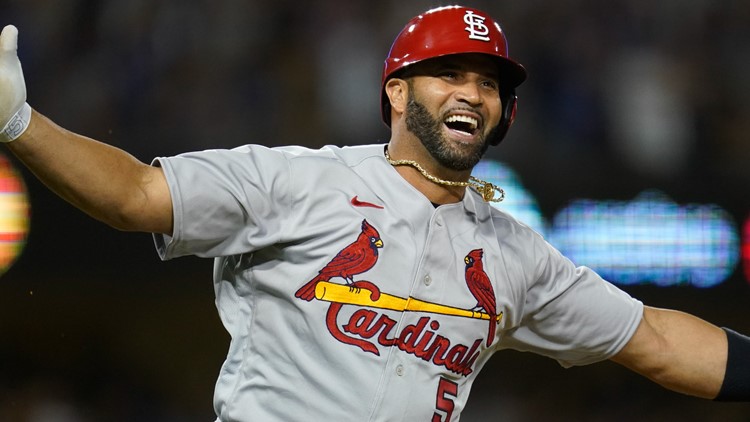 Mr. 700: Albert Pujols becomes just 4th player in baseball history to reach home run milestone