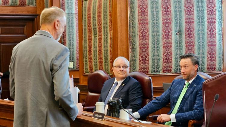 Online lottery ticket provision slipped into Missouri budget draws lobbying frenzy