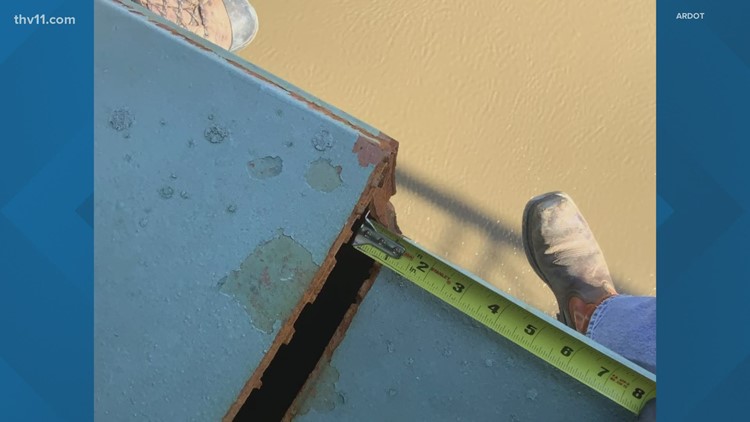 I-40 bridge closure causing challenges for TN, AR; Senator calls for federal aid