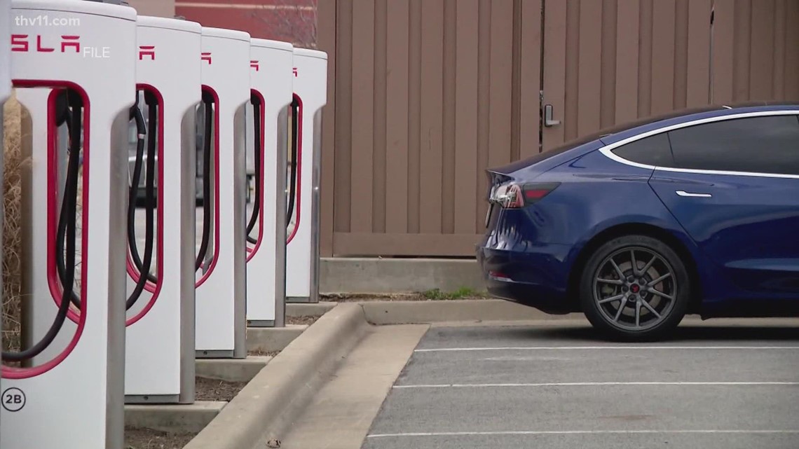 Biden Administration approves Arkansas's EV charging plans - Vimarsana News