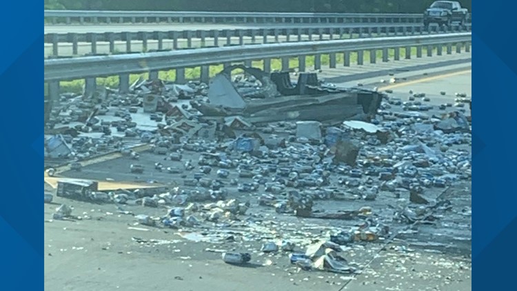 Overturned truck spills beer across Arkansas interstate causing traffic delays