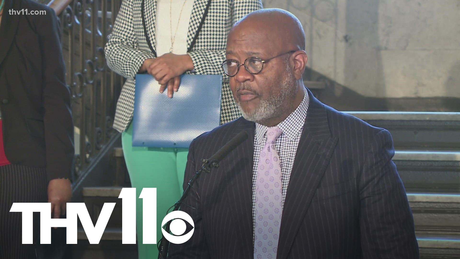 Little Rock Mayor Frank Scott Jr. held his weekly crime briefing, focusing on domestic violence, which accounts for 1/3 of the homicides that have happened in 2022.