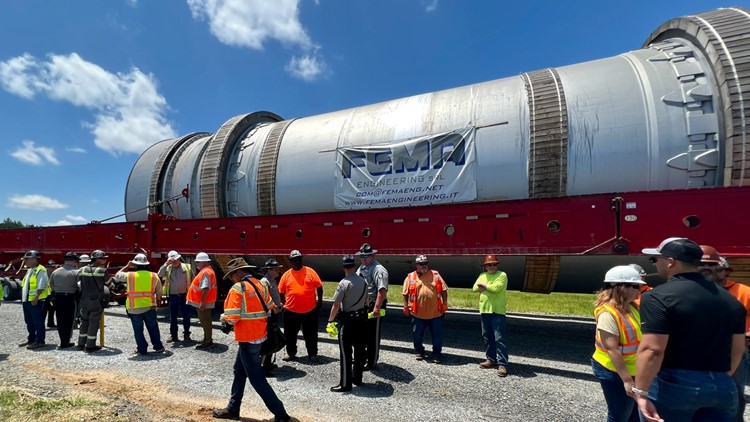 300-ton kiln reaches final destination in small Arkansas town