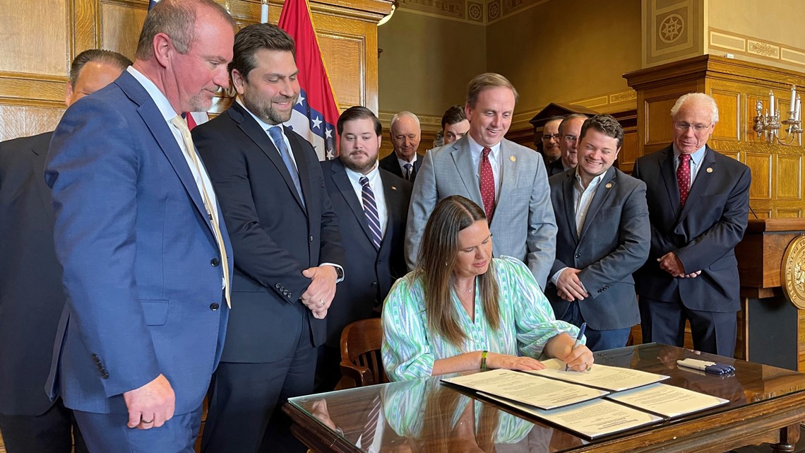 Gov. Sanders vetoes bills | Cuts stipend, pandemic expenses - Vimarsana News