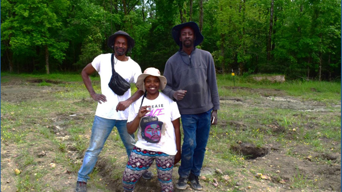 Pennsylvania woman finds 3.09-carat diamond at Arkansas state park