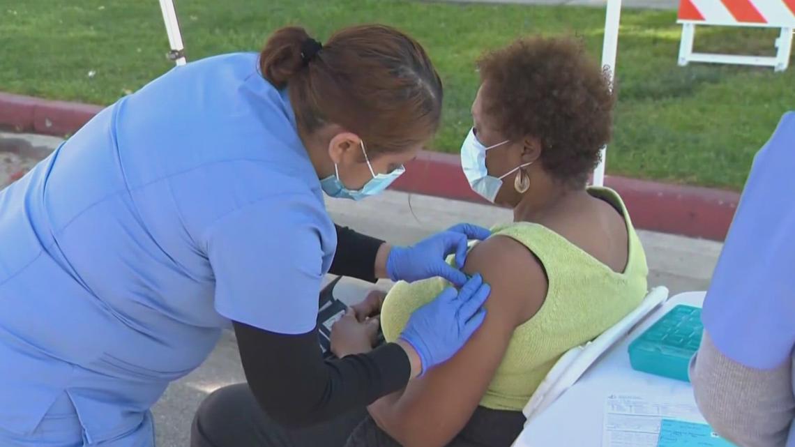 Arkansas pharmacists facing unknowns about new COVID vaccine - Vimarsana News