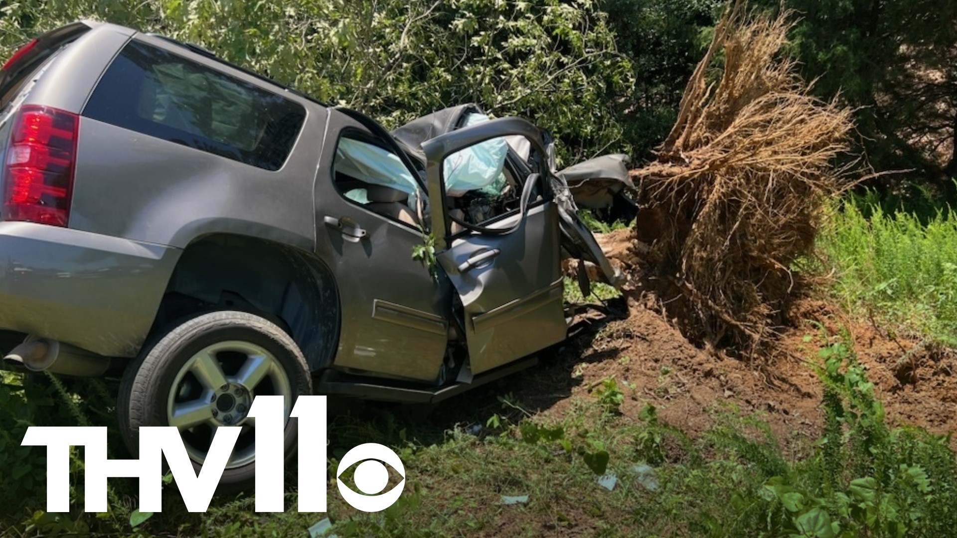 Arkansas State Police say three people are dead, and three were injured in a car accident that happened along I-40 on Monday afternoon.