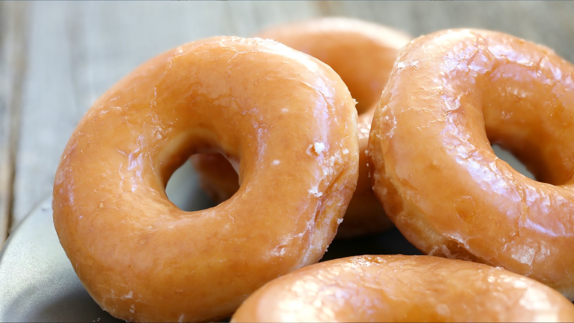 To celebrate the sugary food holiday, dozens of donut shops across the U.S. are offering free donuts and other discounts on Friday, June 7.