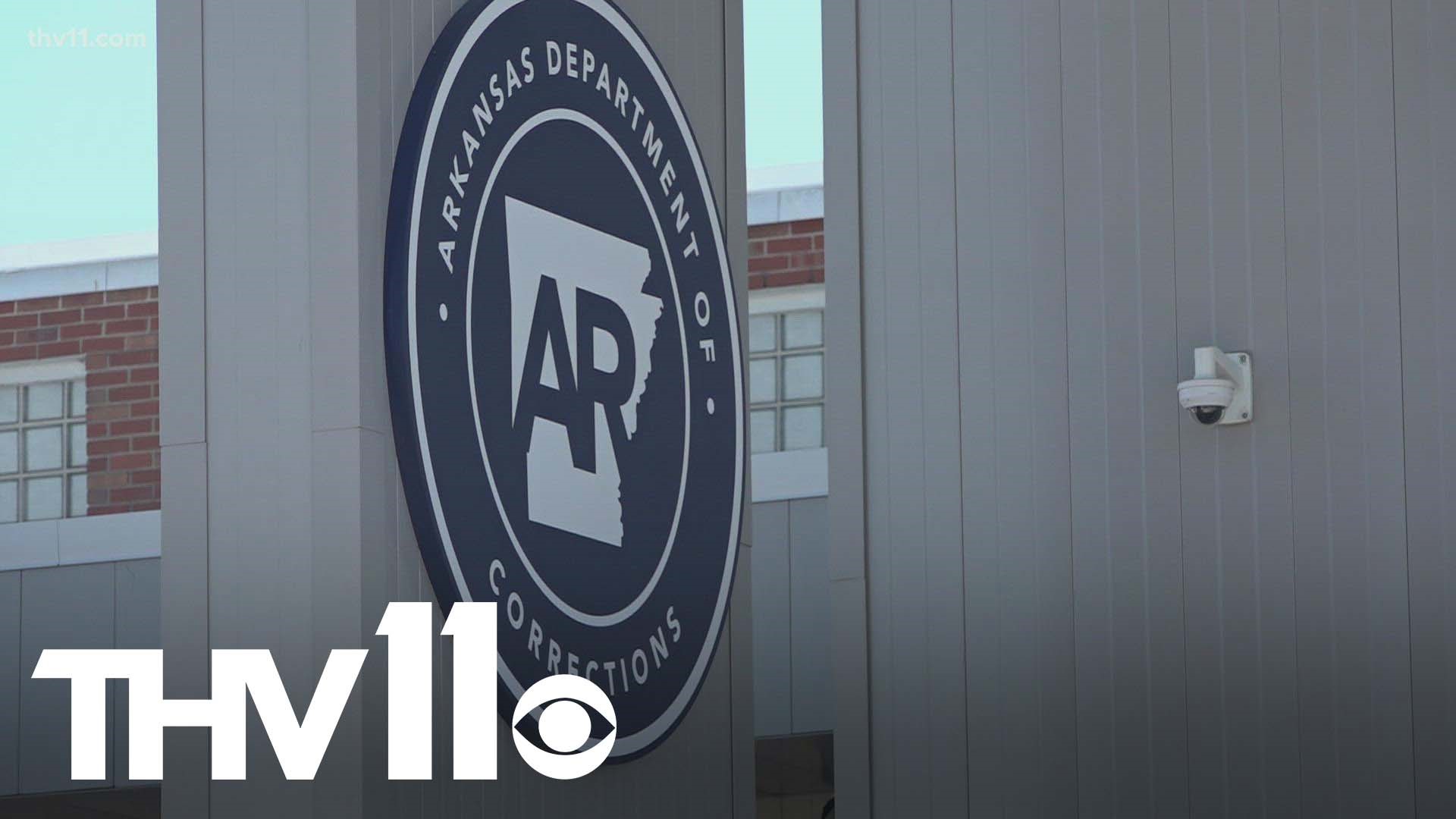 Arkansas Dept. of Corrections officials challenged to find thousands of former inmates who have stopped checking in and are in violation of parole or probation.