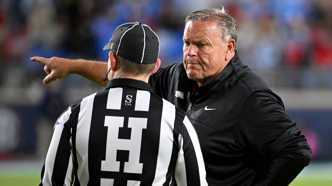 Arkansas heads to No. 11 Alabama looking to turn season around - Vimarsana News