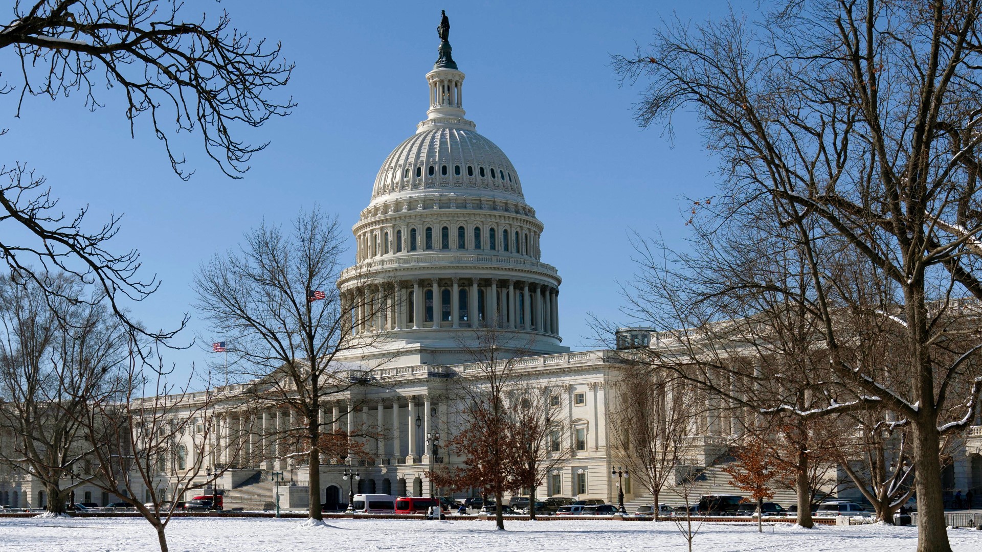 Congress votes to avert a government shutdown