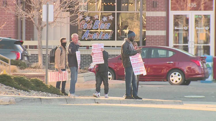 Two more Colorado locations join King Soopers grocery store strike