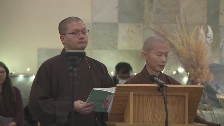 Marshall Fire survivors gather for interfaith service