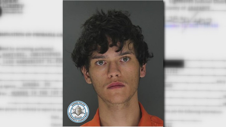 Hallan muertos a 3 miembros de una familia en Aurora