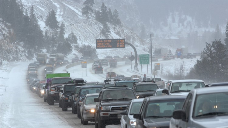 Buckle up: I-70 traffic set to break records amid heavy snow this weekend