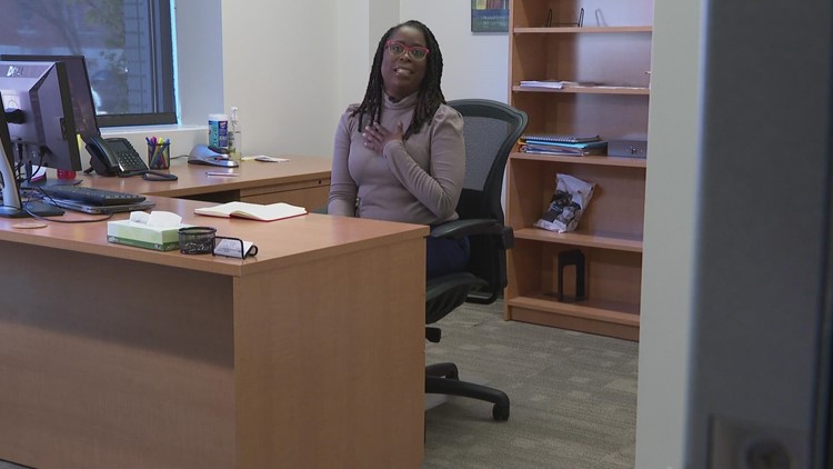 Anular el plan de alivio de préstamos estudiantiles podría afectar desproporcionadamente a las personas de color