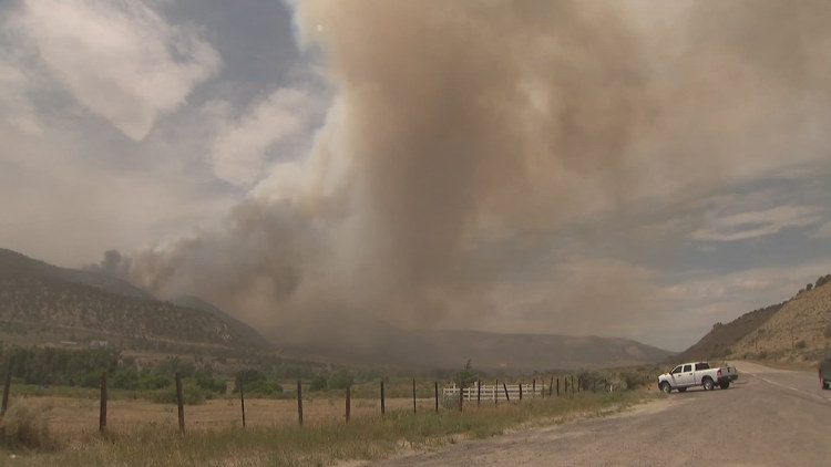 Wildfire suppression efforts in northwest Colorado impacted by weather