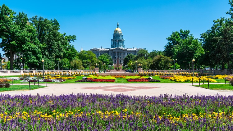 Pronóstico local: Seguirá caluroso y seco el martes, con tormentas el miércoles