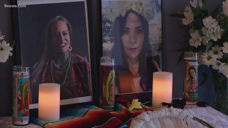 Komunitas membangun altar untuk menghormati seniman Latino, termasuk 2 orang yang hilang dalam penembakan