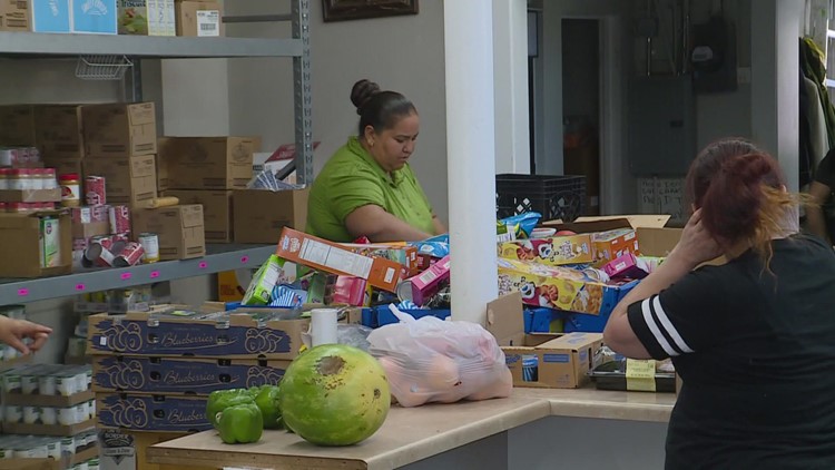 Regresa campaña navideña '9Cares Colorado Shares'  para ayudar a llenar los bancos de alimentos de Colorado