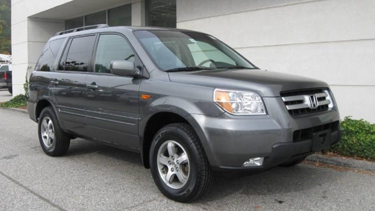 $4,500 in rewards offered for information in fatal Aurora hit-and-run