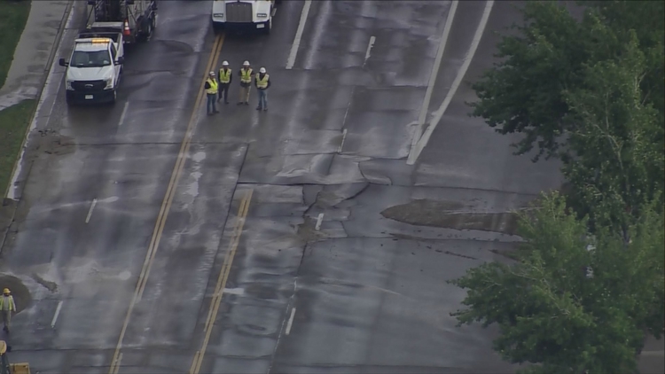 Sheridan Boulevard closed near Edgewater due to water line break