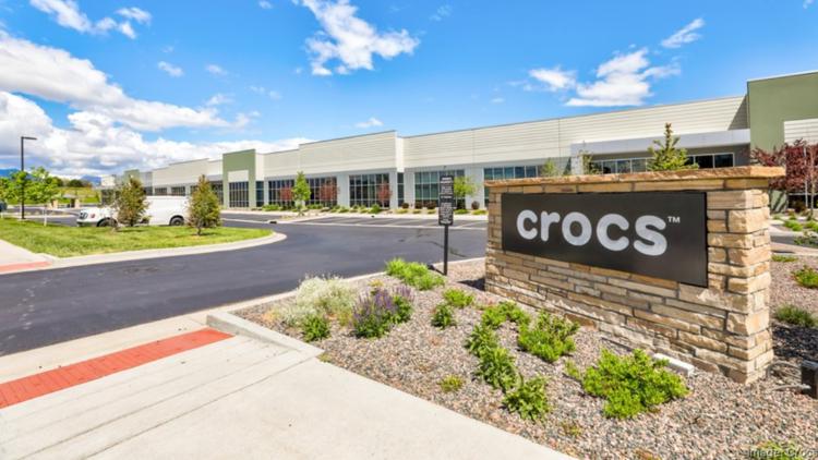 Crocs shares plummet as company forecasts big losses