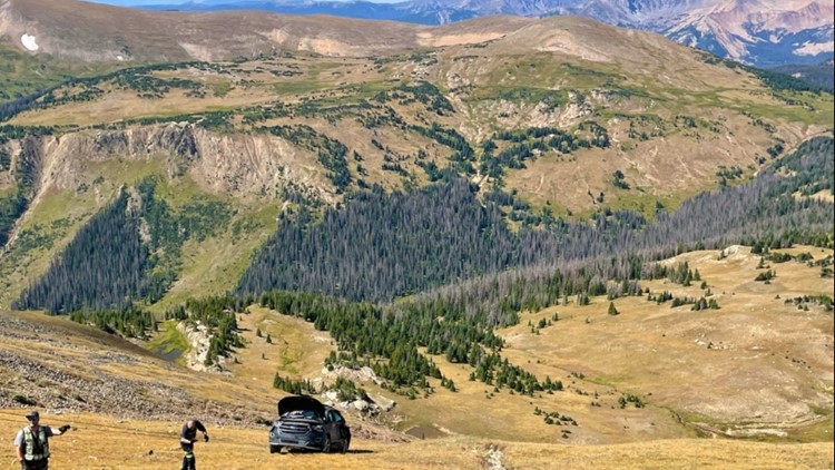 Driver rescued after SUV went off Trail Ridge Road, 500 feet down slope