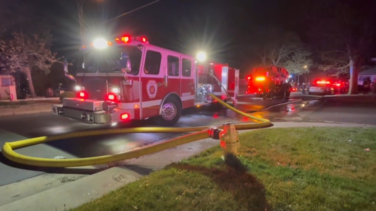24 displaced by apartment fire in Aurora
