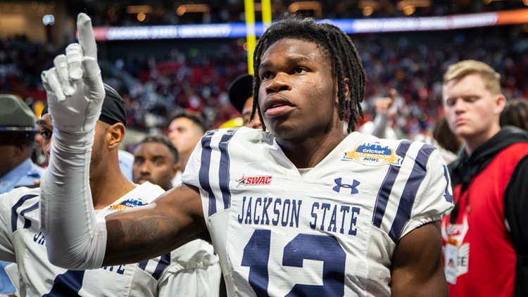 Travis Hunter highlights Deion Sanders' first CU recruiting class