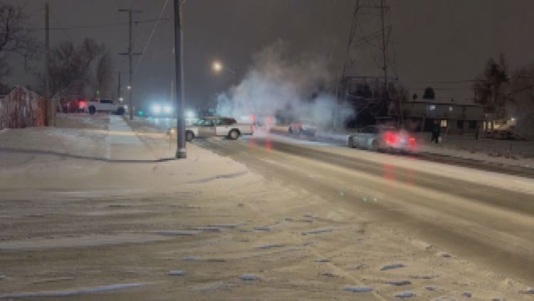 Snow causes slick roads in Denver metro area