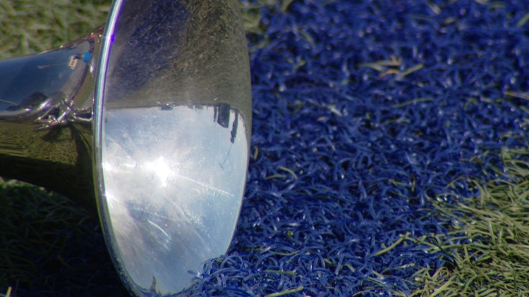 'That’s what kept me going': Windsor High marching band supported its drum major after surgery