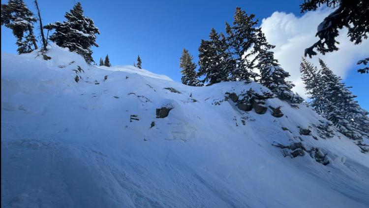 8 people caught in avalanches in 5 days in Colorado